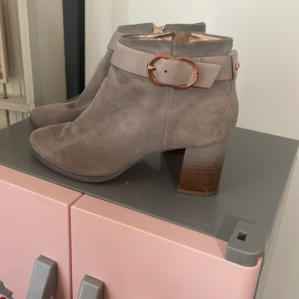 Ted baker booties size 8 great condition